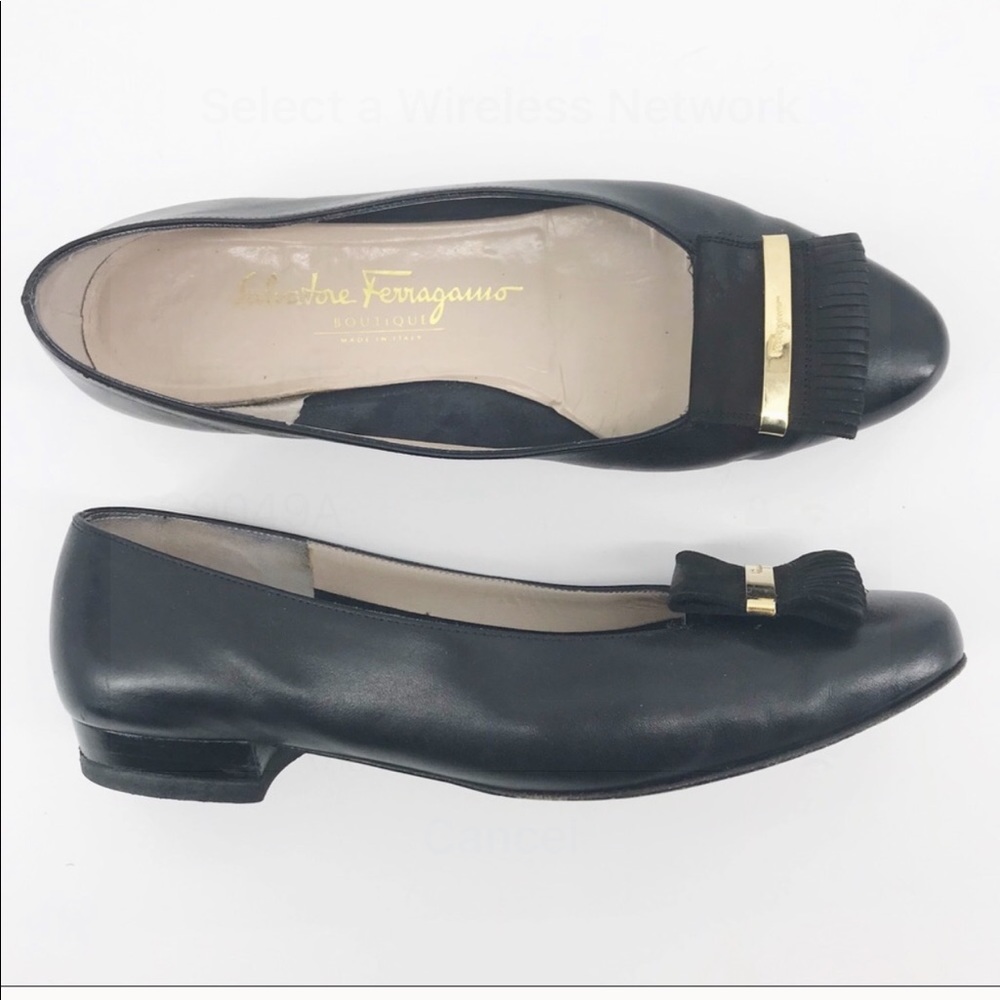 Ferragamo | Black Leather Loafers | Size 6